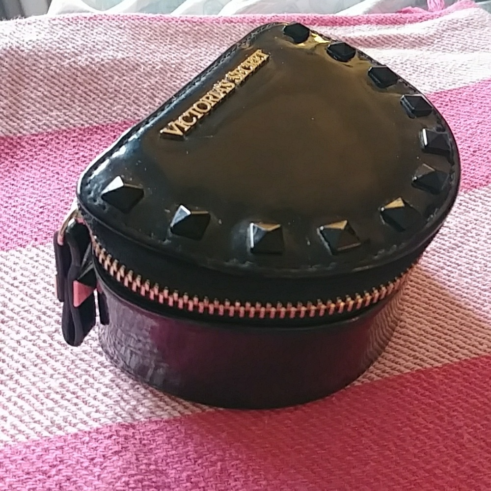 Victoria's secret jewlery holder
